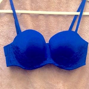 Victoria’s Secret women’s adjustable strap bra